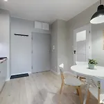 Apartment Gdanska Street By Lookap